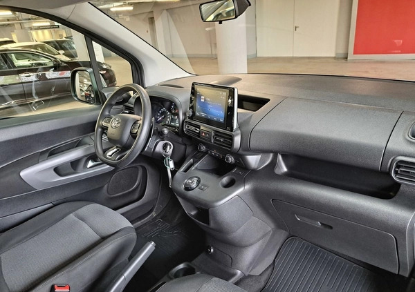 Toyota Proace City Verso cena 94900 przebieg: 146315, rok produkcji 2020 z Kraków małe 529